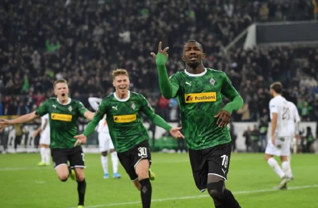 得无数荣誉 得无数荣誉