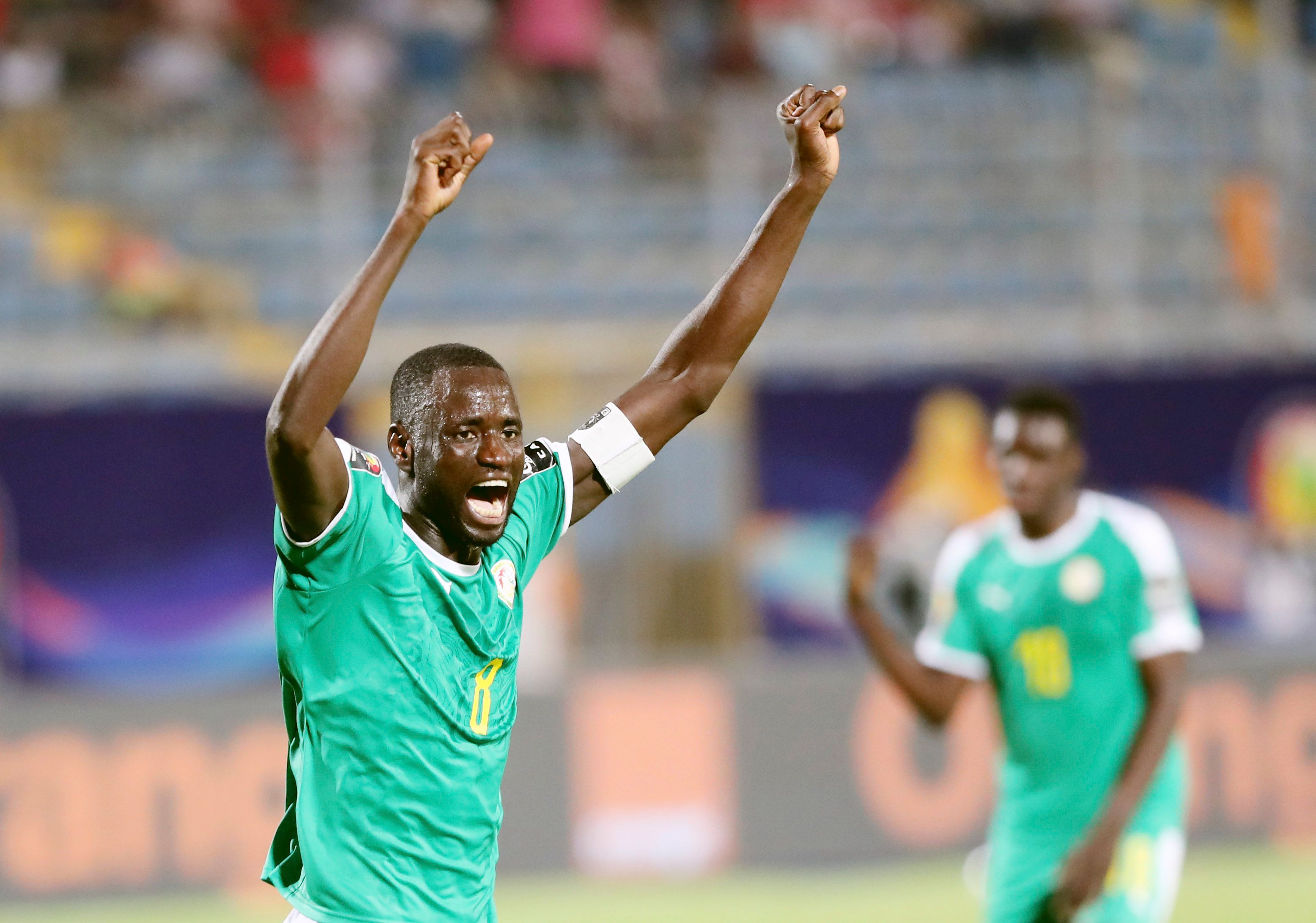 盲目加注 盲目加注